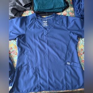 WonderWink Women's V-Neck Scrub Top